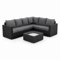 Set salon angulaire de l'extérieur à L en polyrattan noir avec coussins gris, canapé 225 × 225 × 65 cm et table basse 65 × 65 × 32 cm